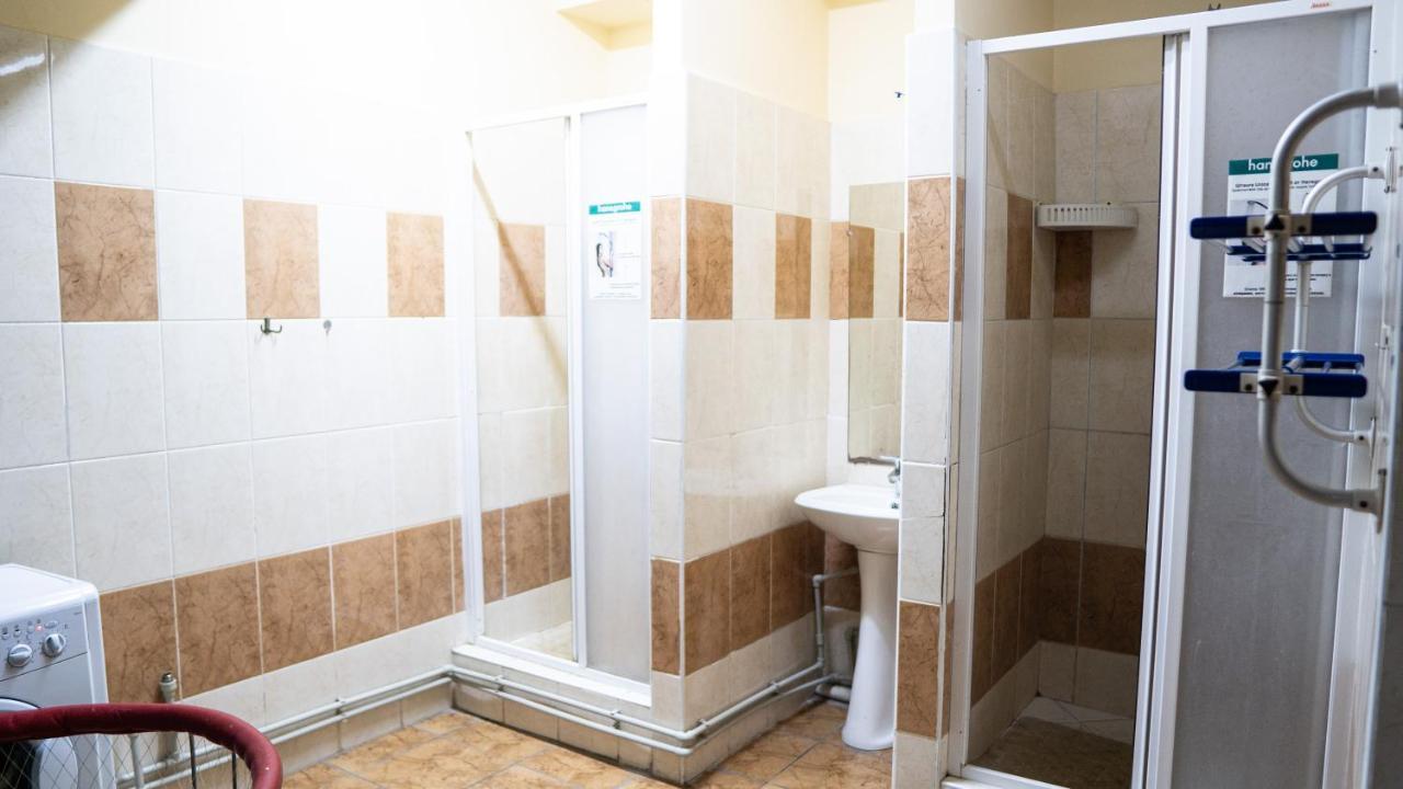 الماتي Fox Hostel المظهر الخارجي الصورة